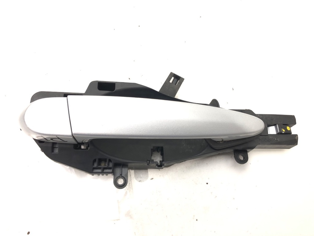 [STARK-543810] Maneta de puerta exterior delantera derecha BMW Serie 3 E90