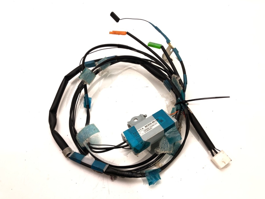 [STARK-544581] Amplificador de audio TOYOTA Avensis sedan (T27)
