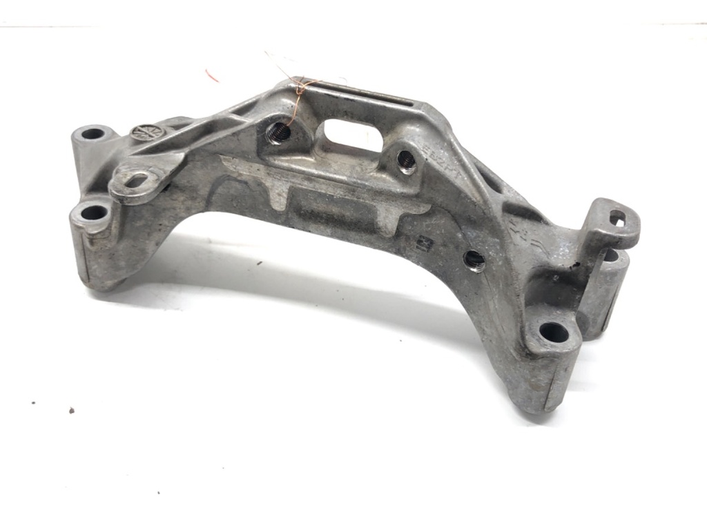 [STARK-545463] Soporte de motor Peugeot 308 II