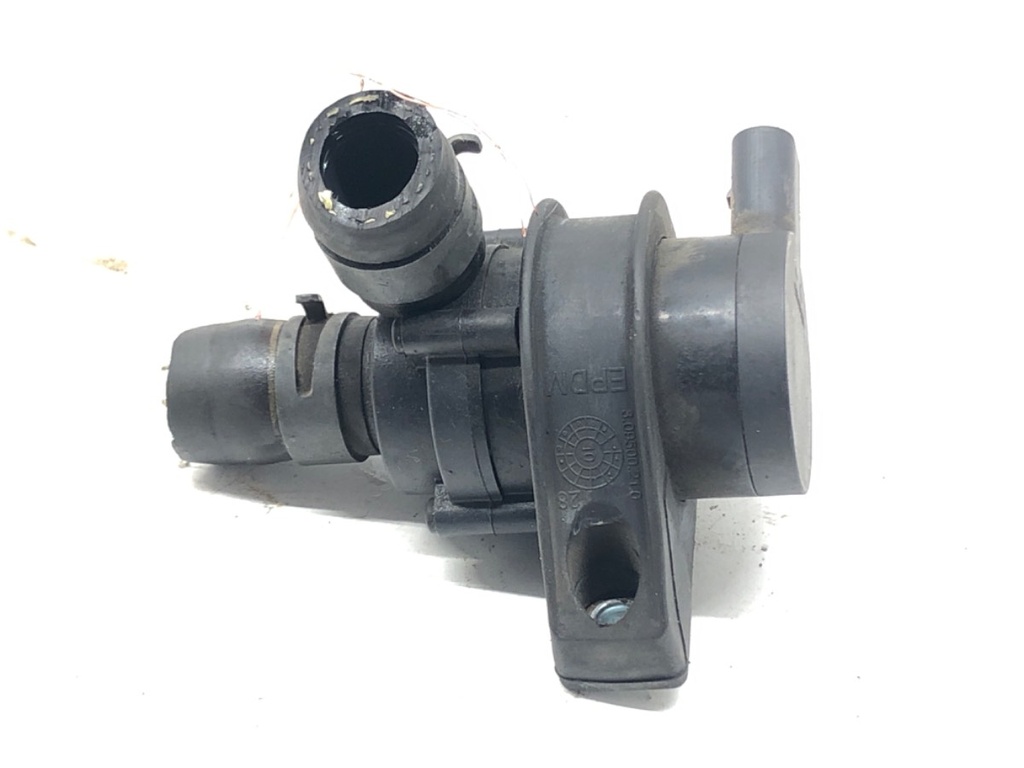 [STARK-552647] Bomba de agua adicional Audi A4 B8 Avant (8K5)