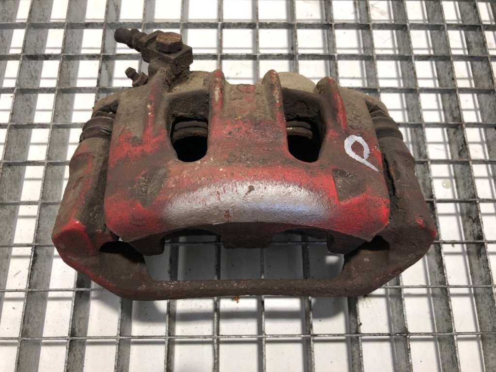 [STARK-557757] Pinza de freno delantera derecha Ford Transit