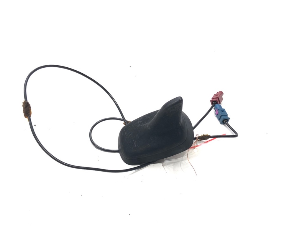 [STARK-560721] Antena Audi A8 D3 (4E)