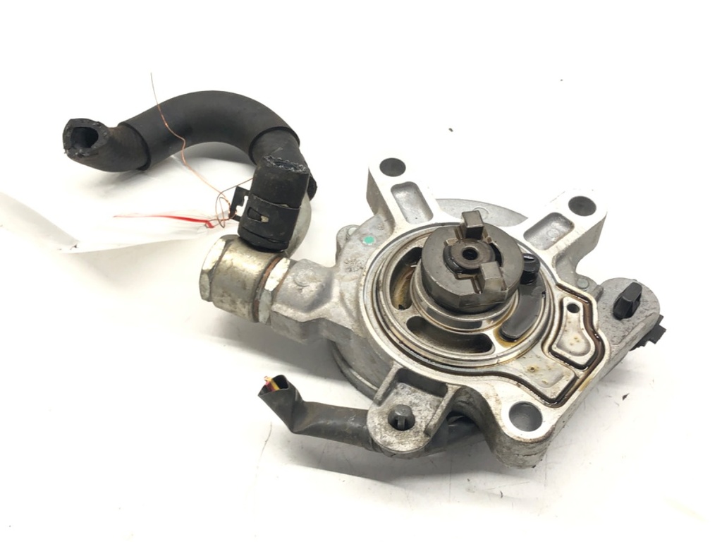 [STARK-562615] Bomba de vacío Mazda 3 (BM, BN)