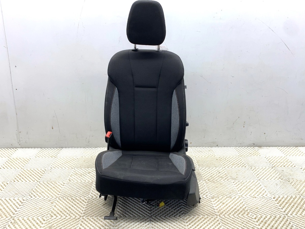 [STARK-884755] Asiento delantero izquierdo SKODA SCALA (NW1) 2019-2022