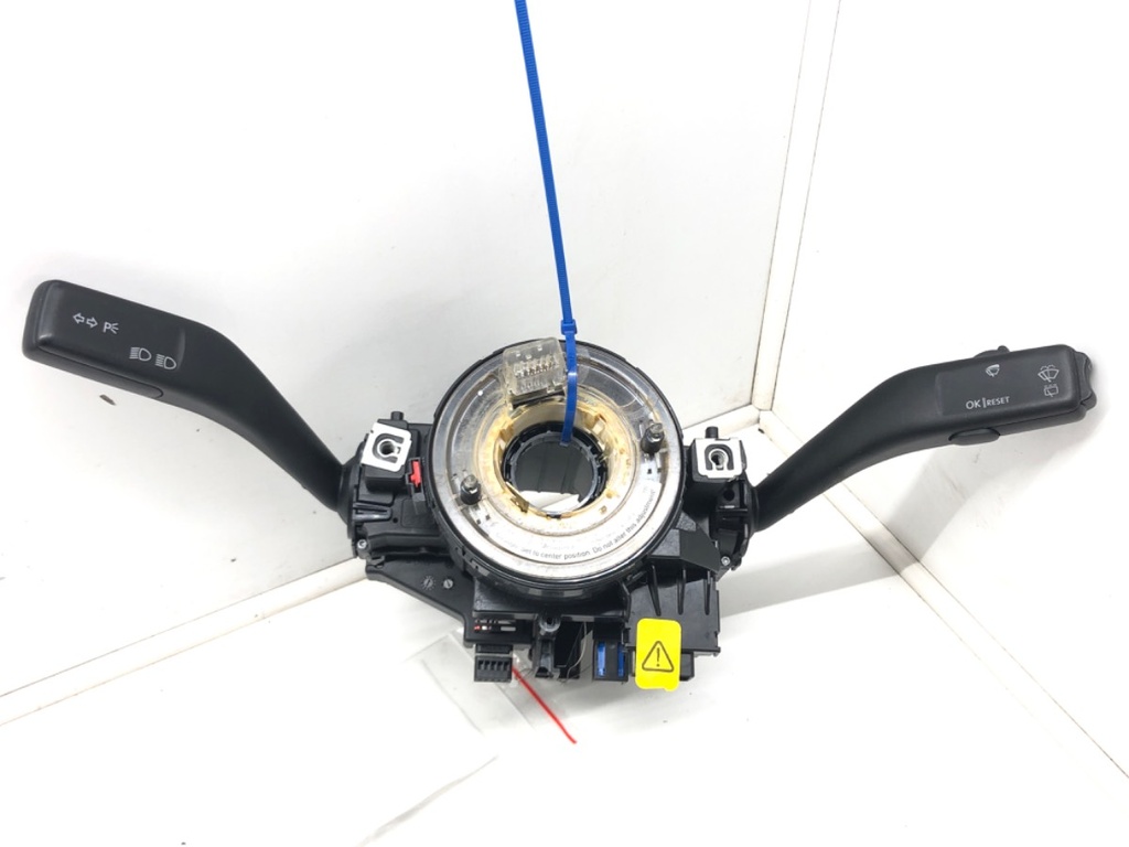 [STARK-568020] Mando combinado Audi A3