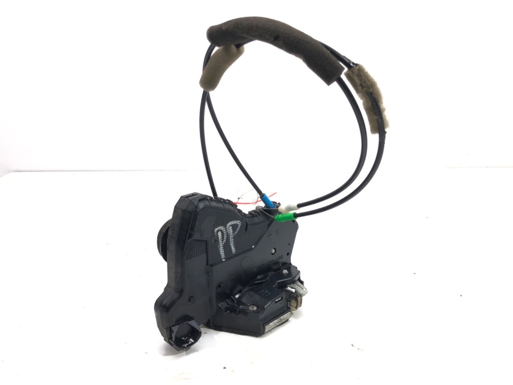 [STARK-569880] Cerradura de puerta delantera derecha Toyota Avensis Kombi (T27)