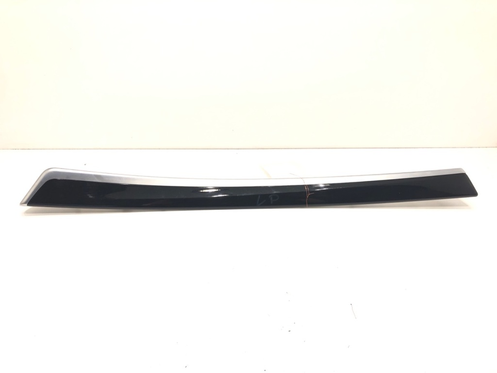 [STARK-659320] Moldura decorativa BMW 5 Touring (F11)