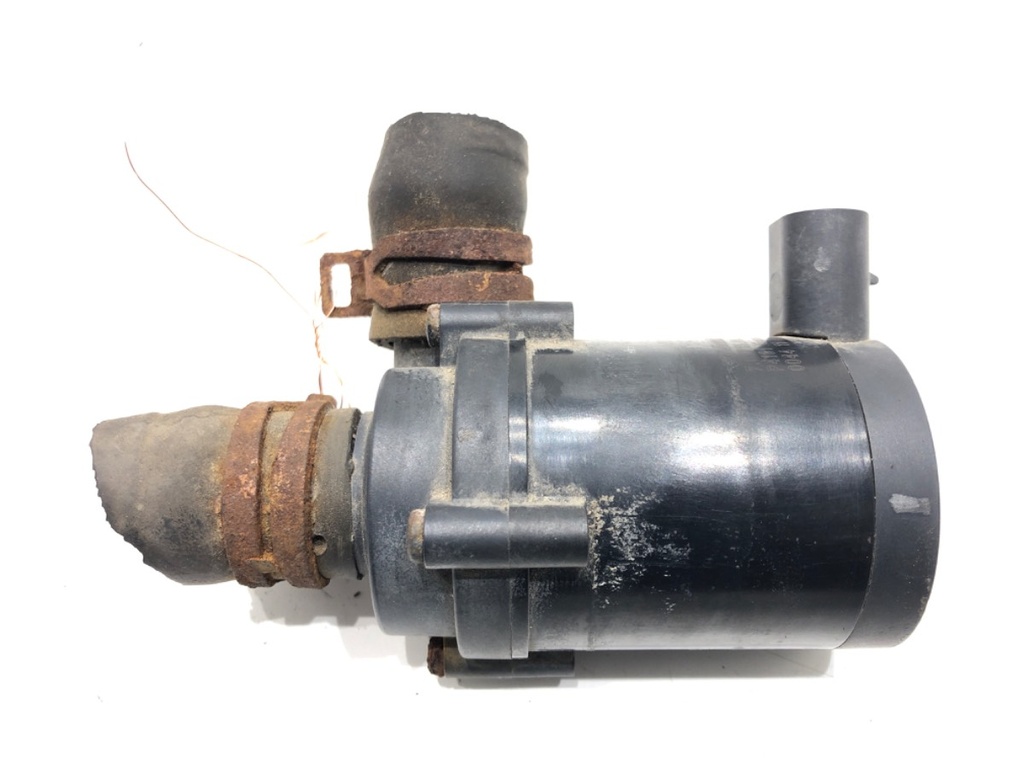 [STARK-660868] Bomba de agua adicional Volvo C30 (533)