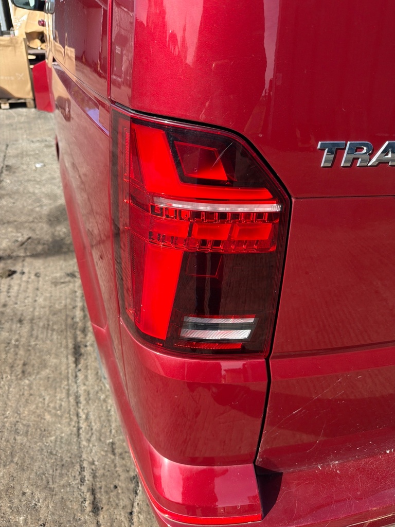 [EPE-125912] Piloto trasero izquierdo VW Transporter/Caravelle