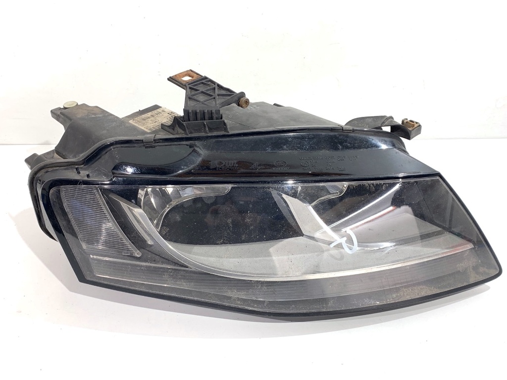 [STARK-800235] Faros delanteros derecho Audi A4 B8 Avant (8K5) 2007-2015
