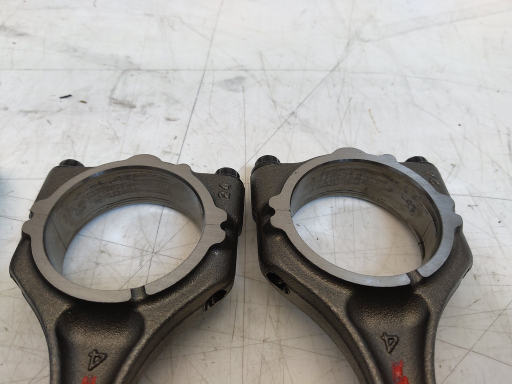 [MTD-538200] Pistón y biela Mitsubishi Outlander