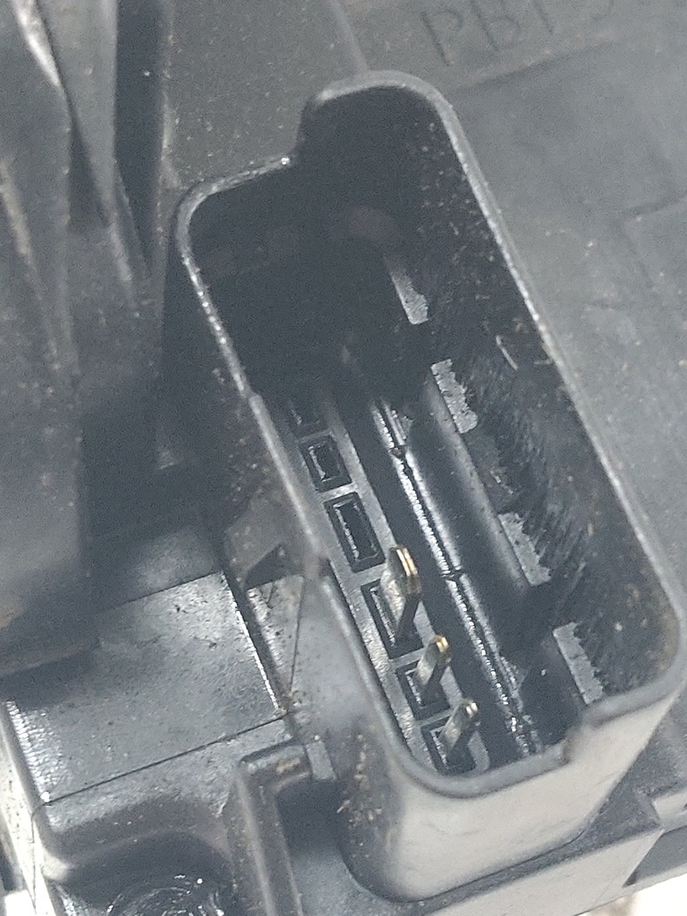 [MTD-538203] Cerradura de puerta Nissan Navara NP300 2.3 dCi