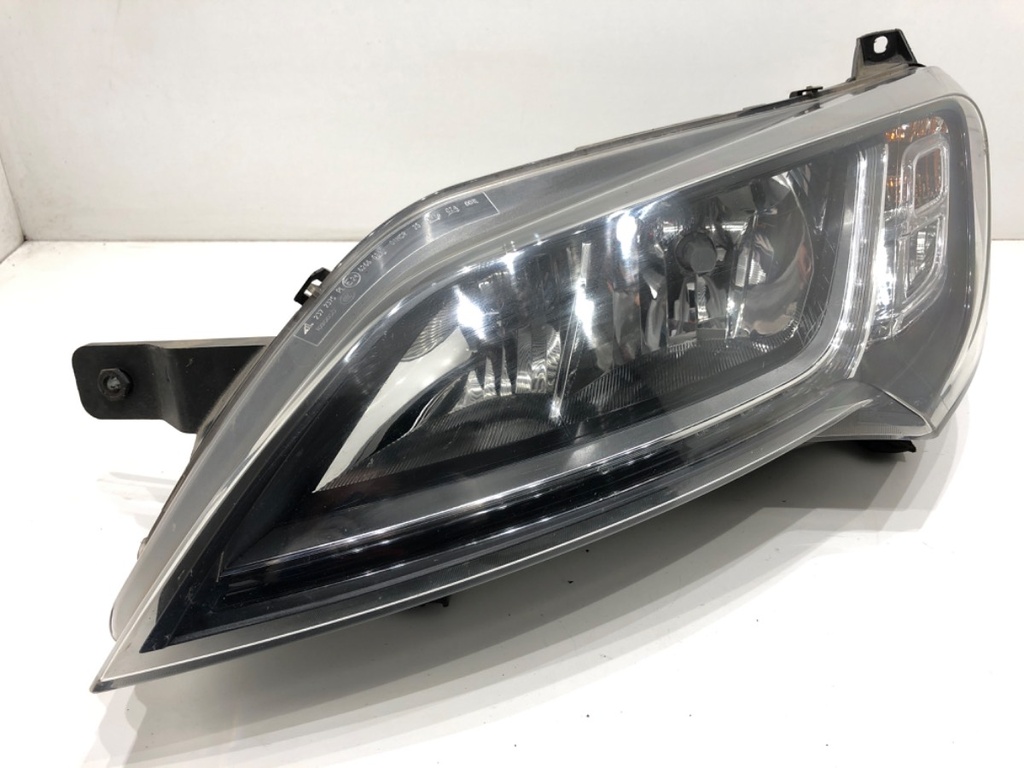 [STARK-719634] Faro delantero izquierdo Peugeot Boxer