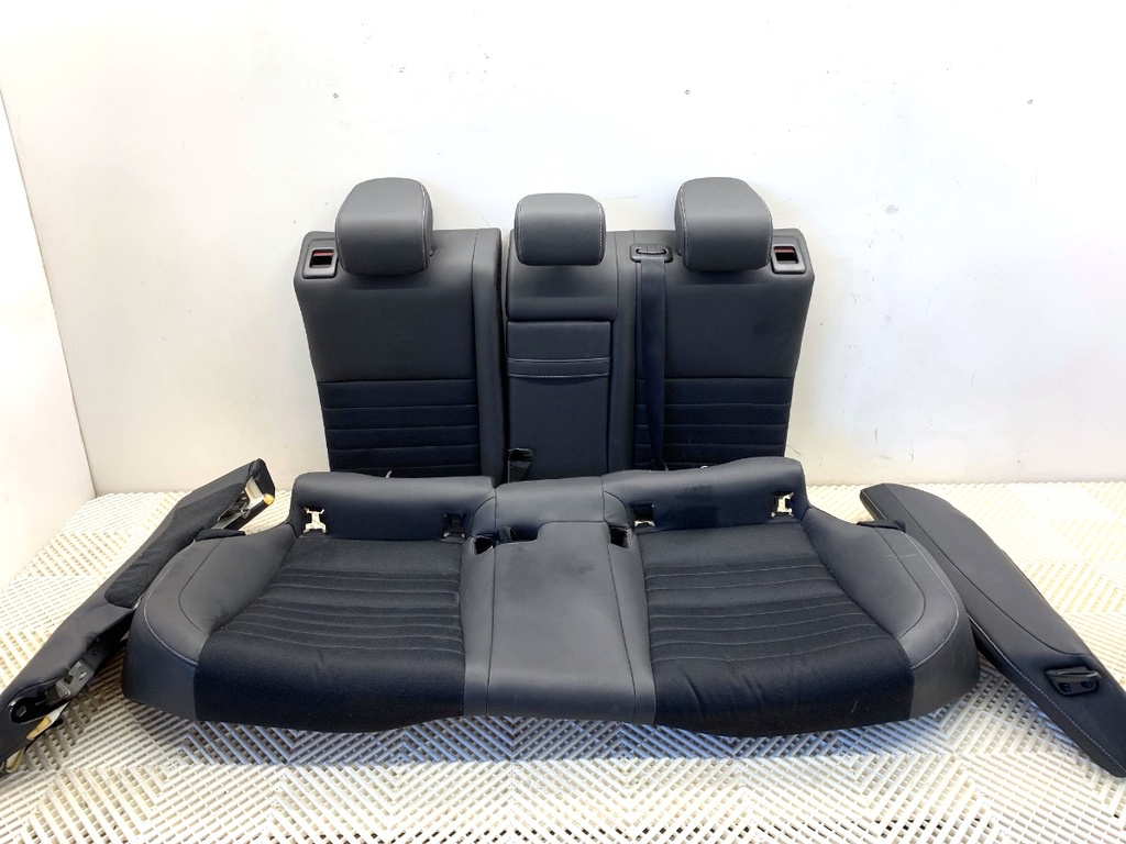 [STARK-863269] Asiento trasero LEXUS IS III (_E3_) 2013-2022 200t (ASE30) 180 kW 245 CV gasolina