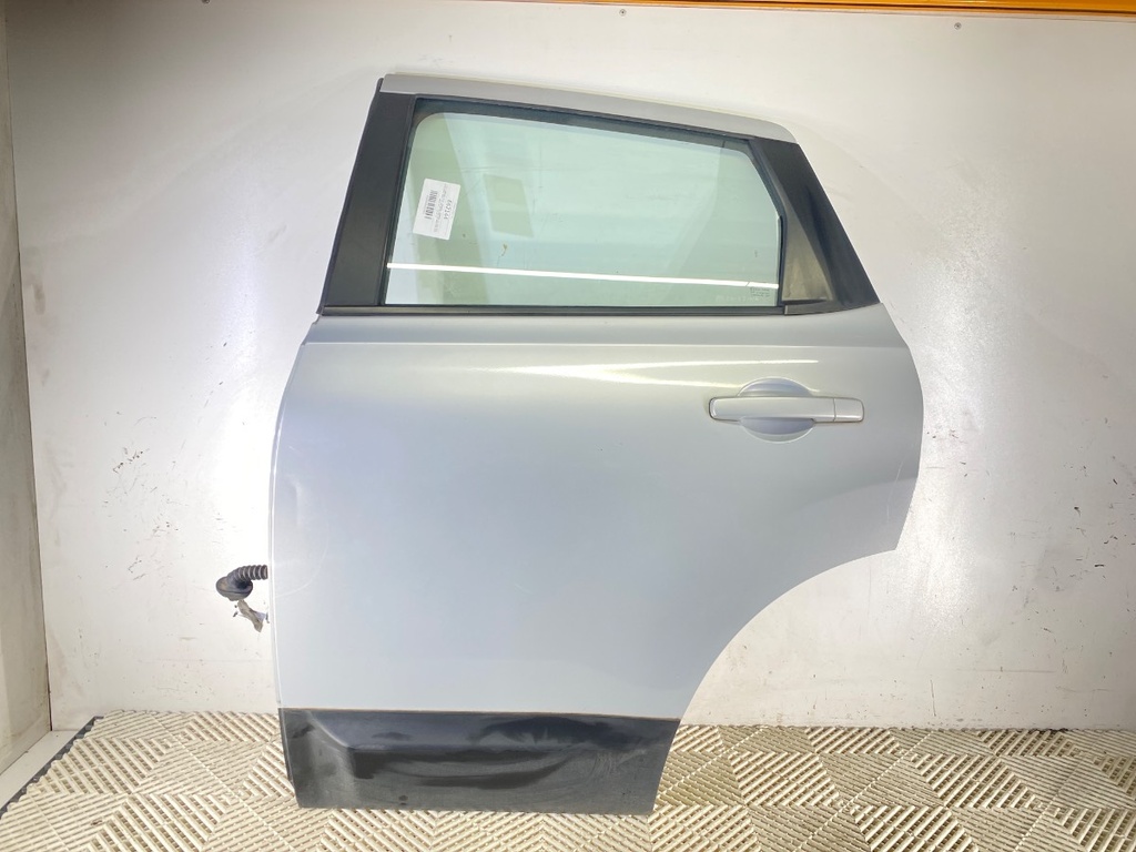 [STARK-662144] Puerta trasera izquierda Nissan Qashqai J10