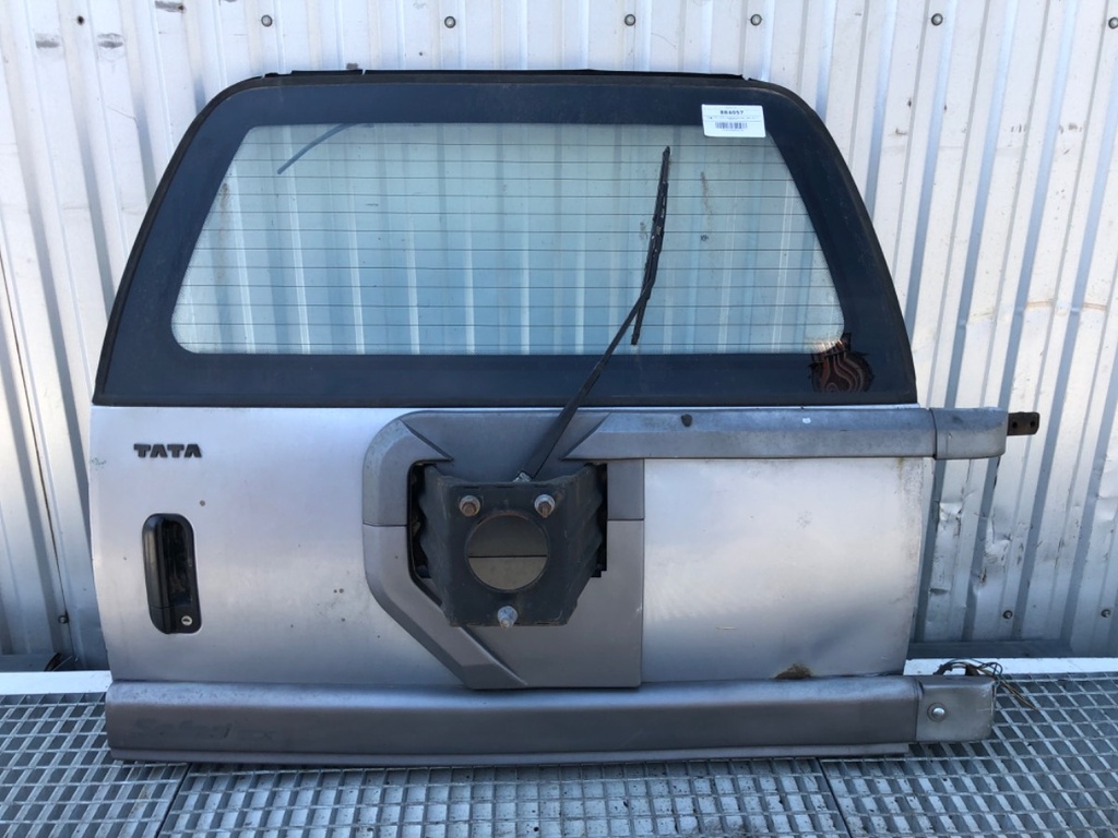 [STARK-884057] Portón trasero Tata Safari (42_FD)