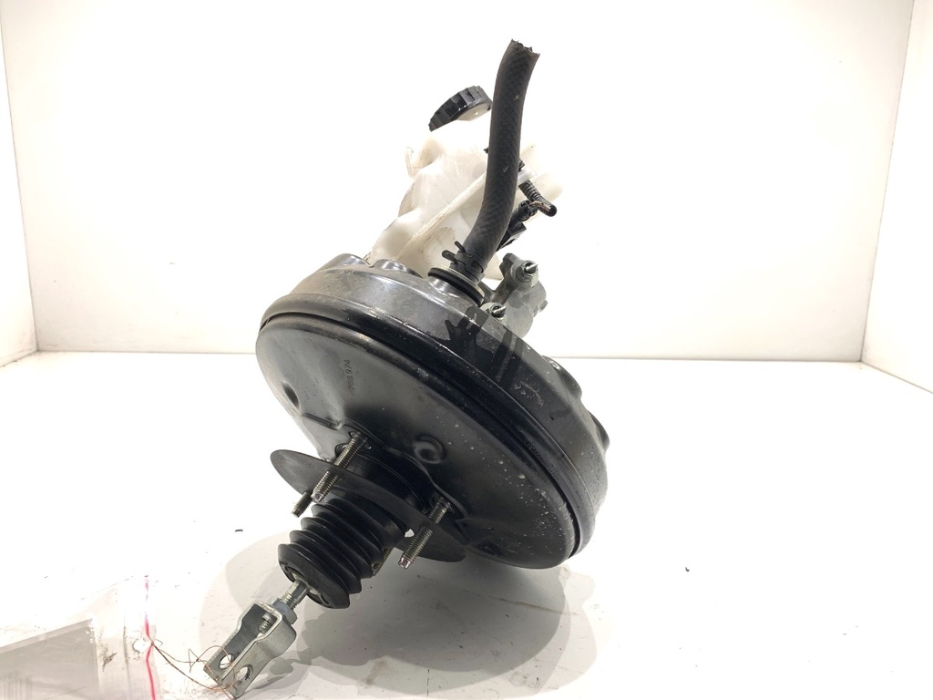 [STARK-886658] Servofreno Toyota Yaris Cross (MXP_)