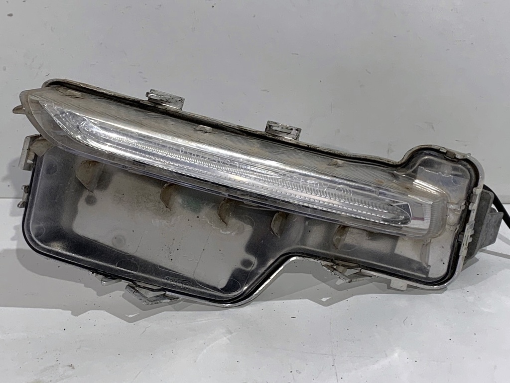 [STARK-820525] Luz diurna delantera derecha Volvo V60 I