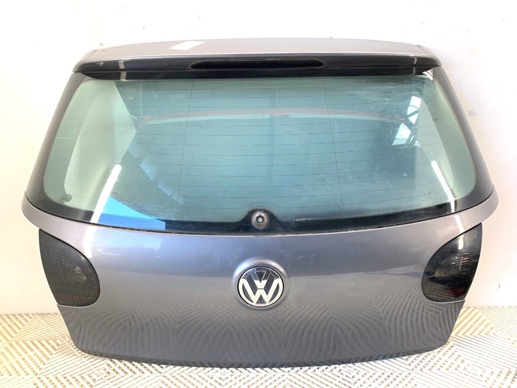 [STARK-859374] Portón trasero VW Golf V
