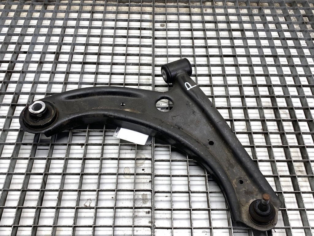 [STARK-872242] Brazo de suspensión delantero derecho Suzuki Swift VI