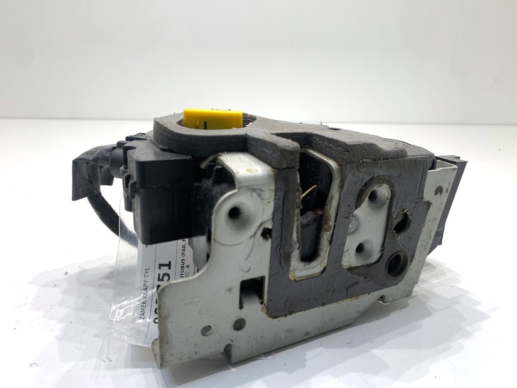 [STARK-901751] Cerradura de portón trasero Ford Transit
