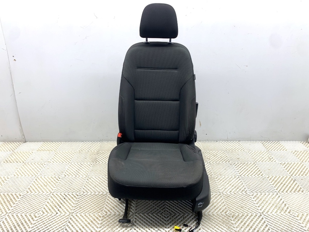 [STARK-916175] Asiento delantero izquierdo VW Golf VII Variant