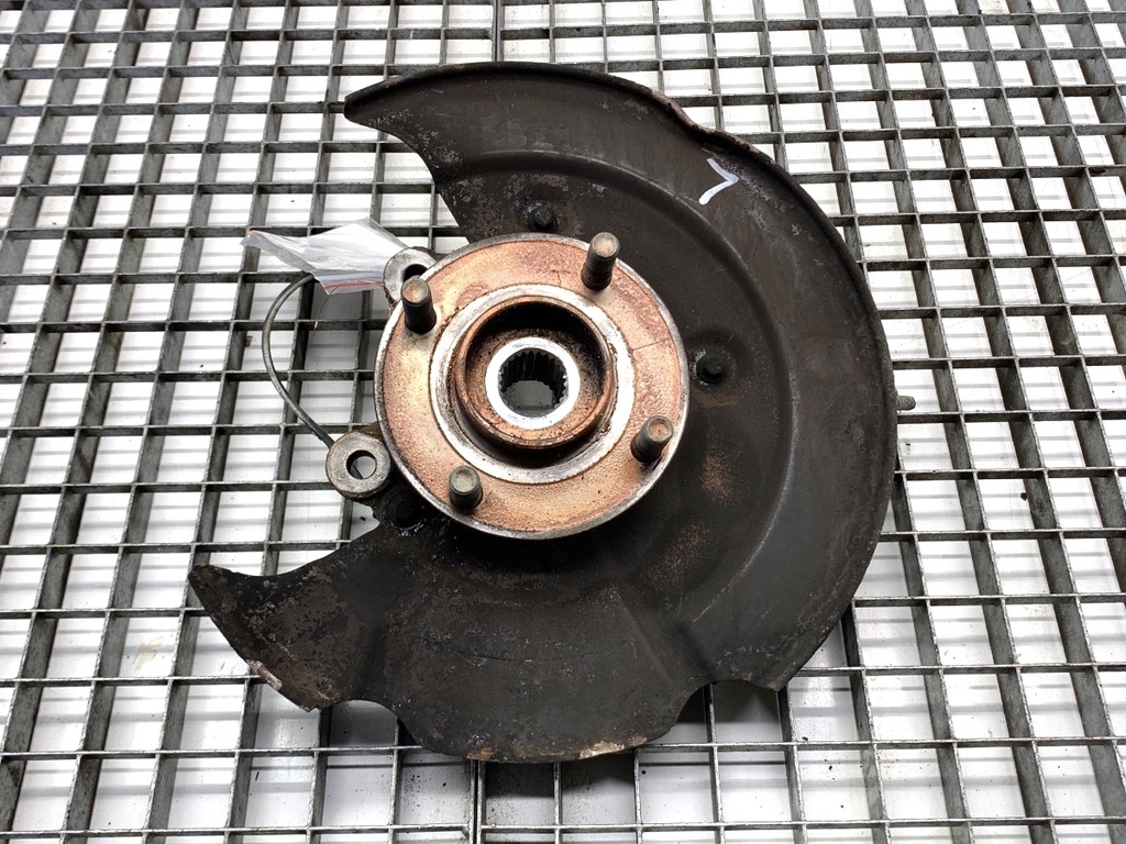 [STARK-878178] Mangueta delantera izquierda FORD Ecosport