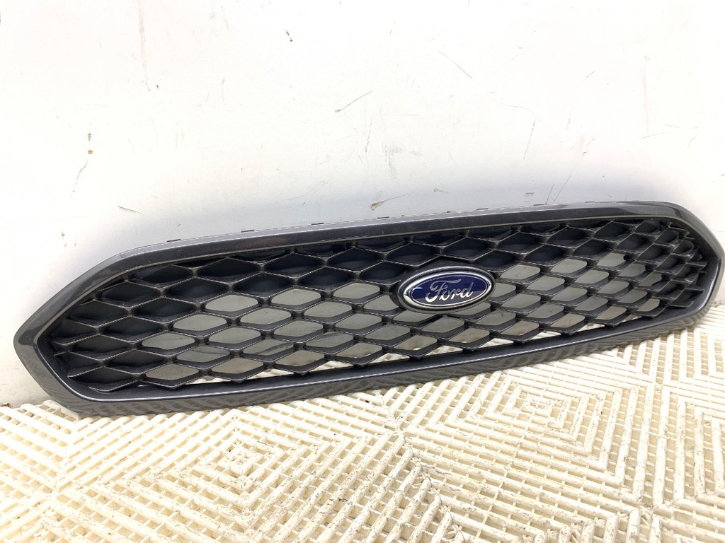 [STARK-864403] Rejilla de parachoques FORD KA+ III (UK, FK) 1.2 63 kW 2018-2022