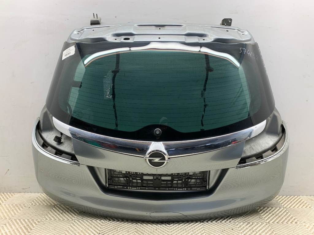 [STARK-574198] Portón trasero Opel Insignia A (G09)