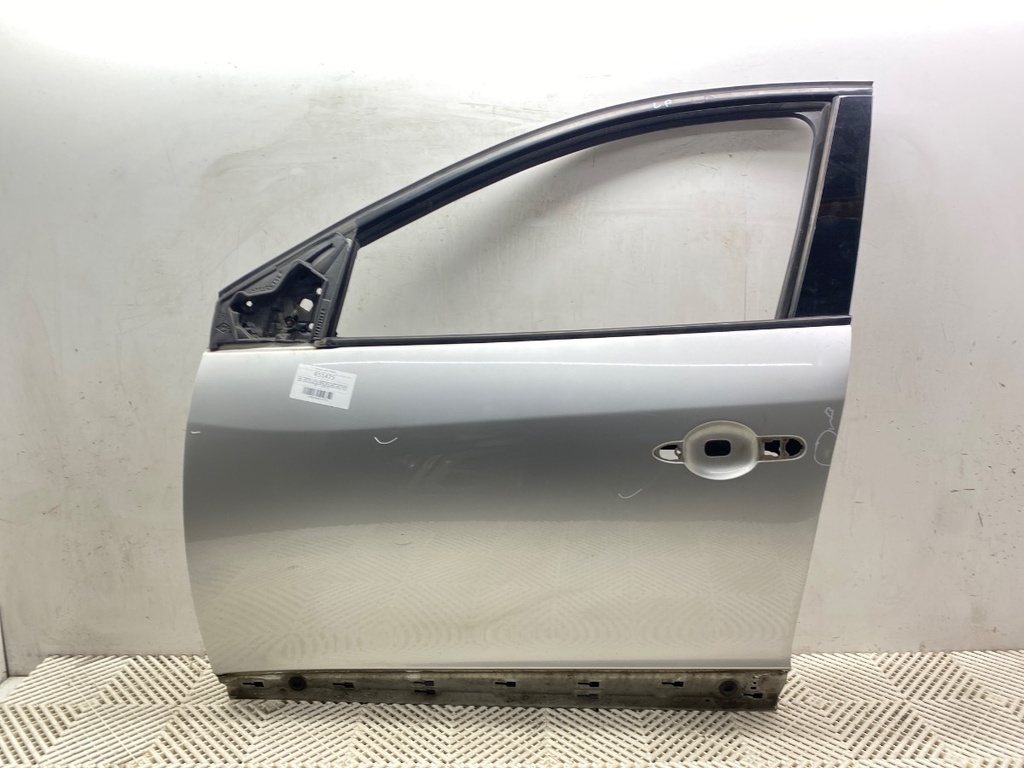 [STARK-651475] Puerta delantera izquierda Renault Megane III