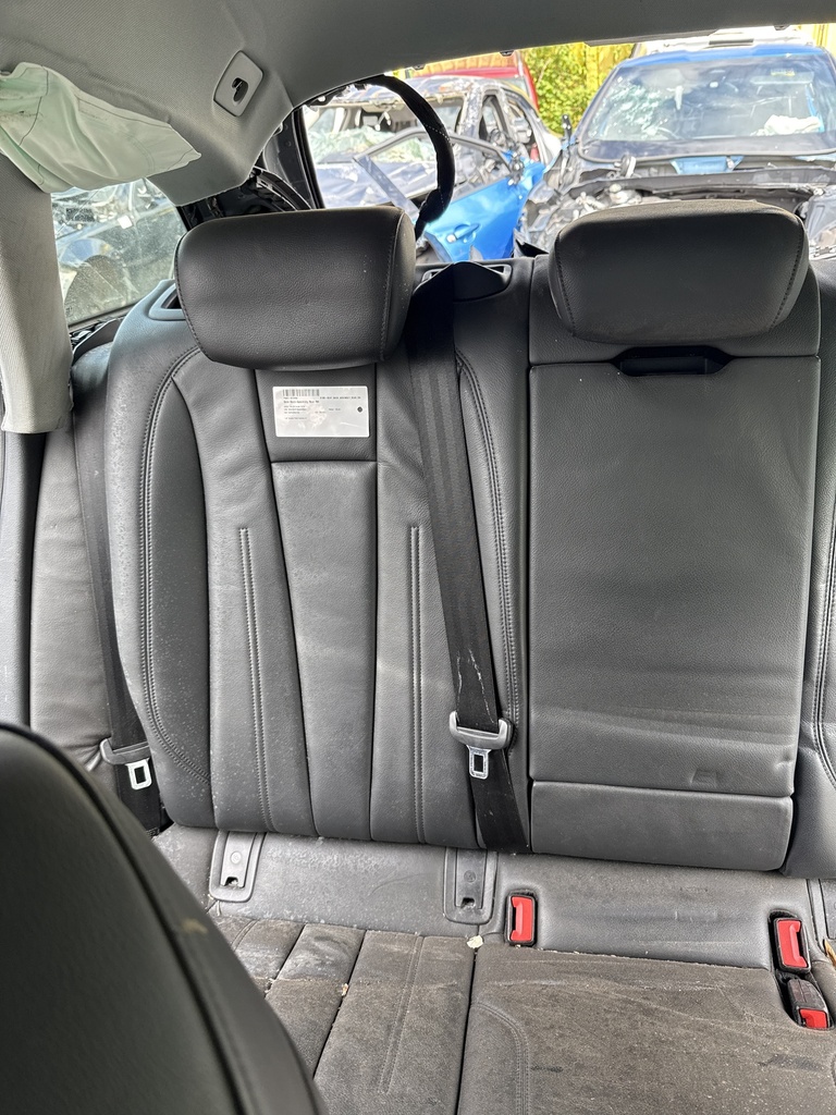 [EPE-103364] Respaldo de asiento trasero derecho Audi A4 B9 Avant