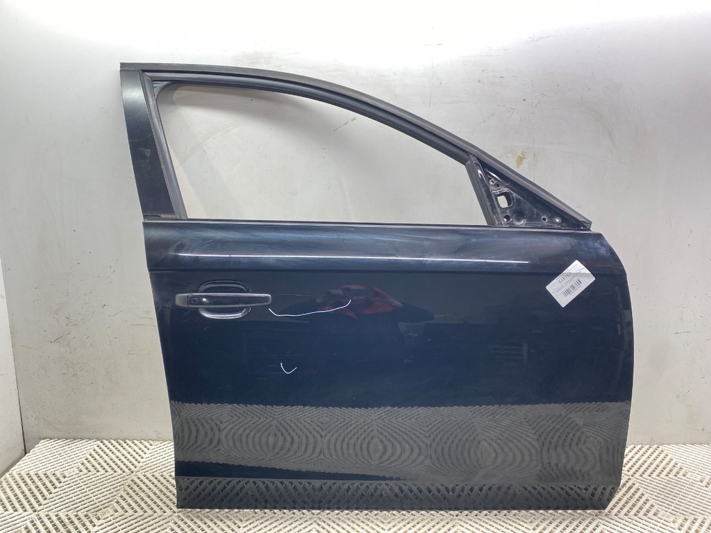 [STARK-648760] Puerta delantera derecha Audi A4 B8 Avant