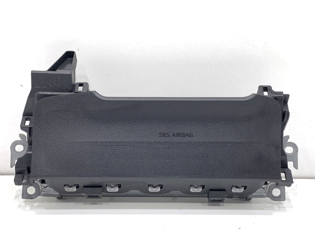 [STARK-891480] Airbag de rodilla Toyota Camry (_V7_, _VA7_, _VH7_) 2017-2022
