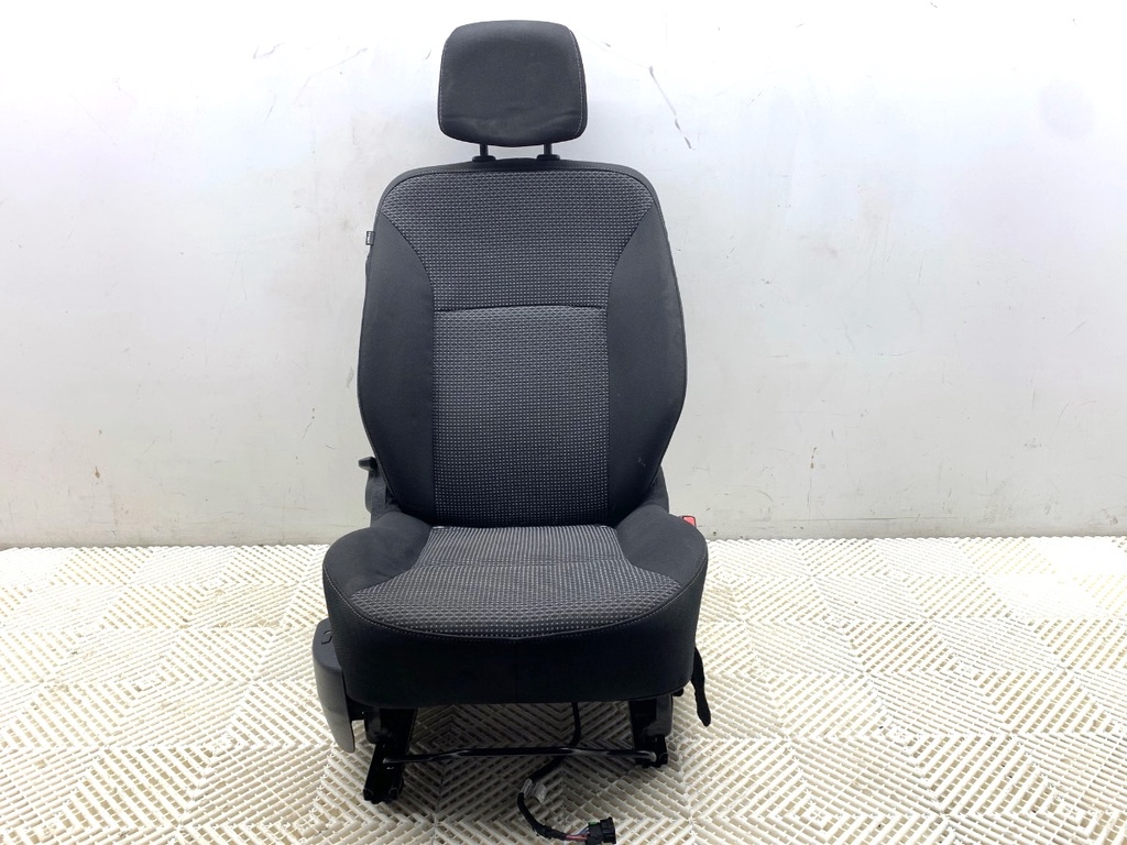 [STARK-869334] Asiento delantero derecho MERCEDES-BENZ CITAN