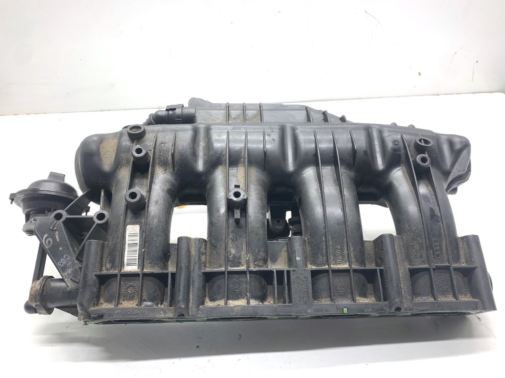[STARK-873764] Colector de admisión AUDI A4 B8 Avant
