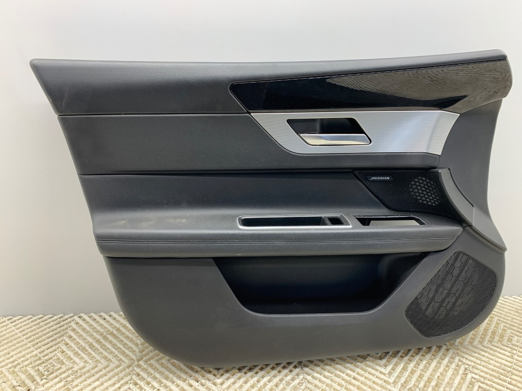 [STARK-888213] Panel de puerta delantero izquierdo Jaguar XF Sportbrake