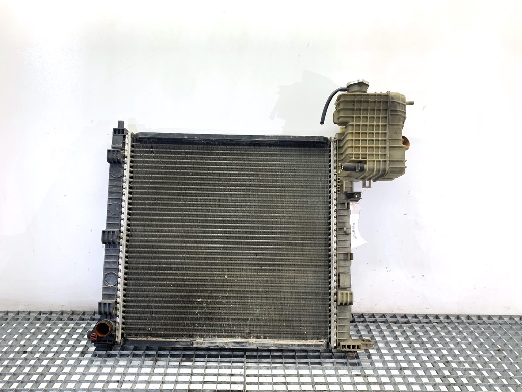 [STARK-909623] Radiador de refrigeración Mercedes-Benz Vito W638