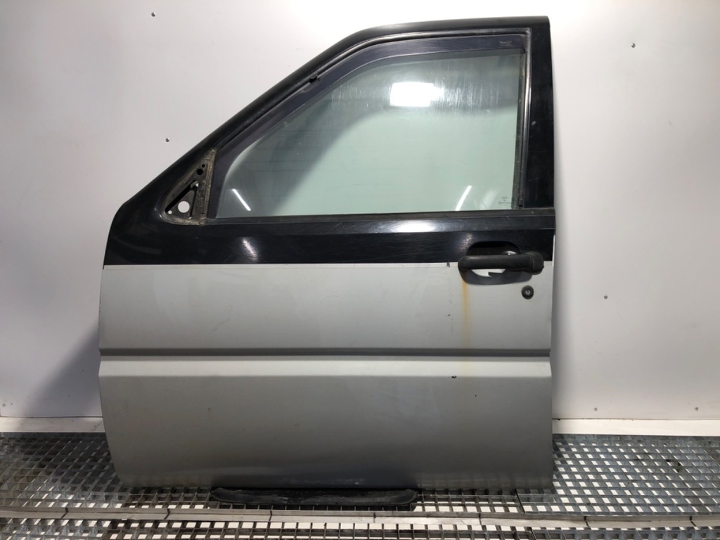 [STARK-772468] Puerta delantera izquierda Ford Maverick (UDS, UNS)
