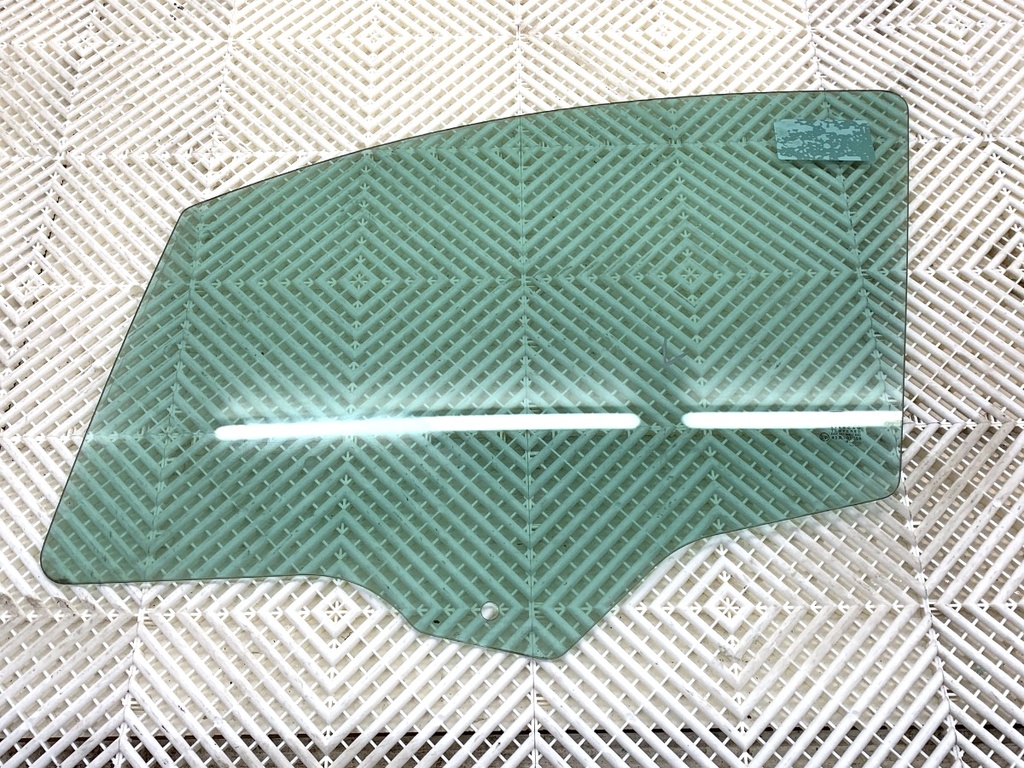 [STARK-839866] Cristal de ventanilla delantero izquierdo Ford Transit Courier
