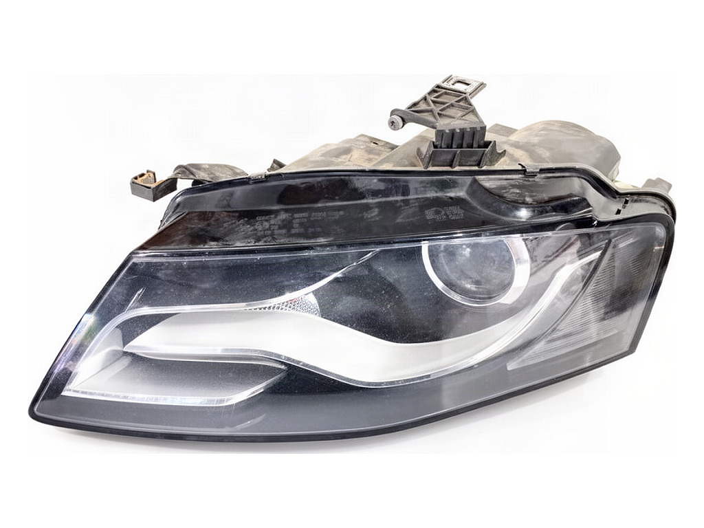 [STARK-934550] Faro delantero izquierdo Audi A4 B8 (8K2)