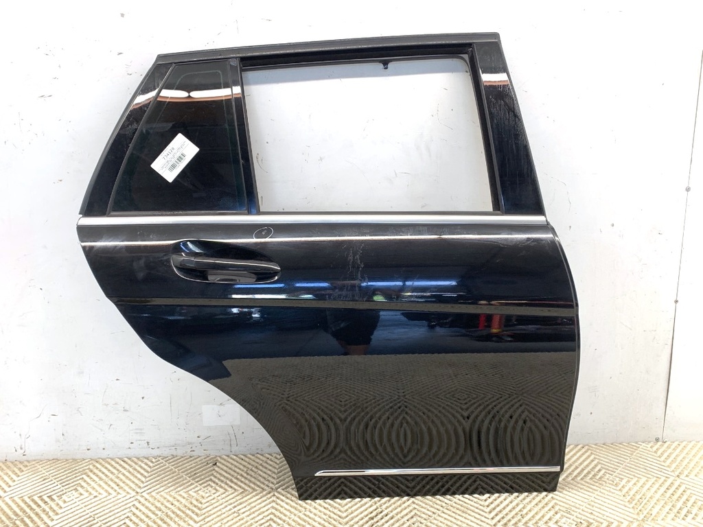 [STARK-734128] Puerta trasera derecha Mercedes-Benz Clase C T-Model (S204) 2007-2014