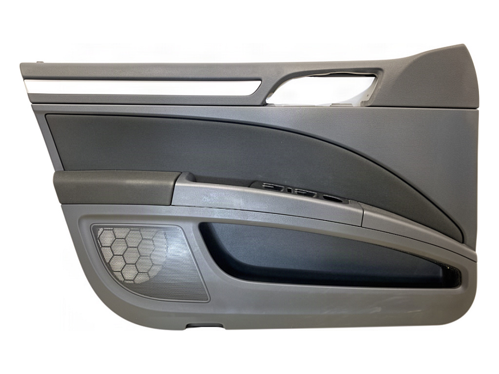 [STARK-951160] Panel de puerta delantero izquierdo Skoda Superb II