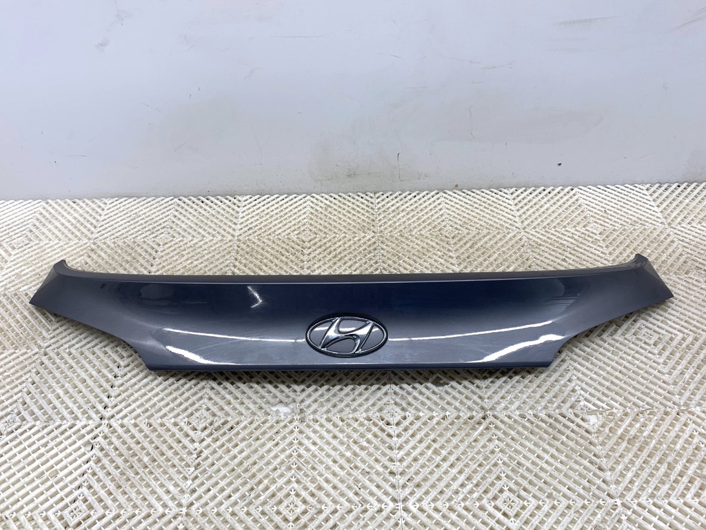 [STARK-893411] Moldura de portón trasero HYUNDAI ix35 (LM, EL, ELH) 2009-2022