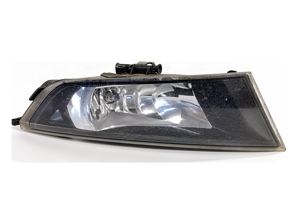 [STARK-949490] Faro antiniebla delantero derecho Skoda Fabia III (NJ3)