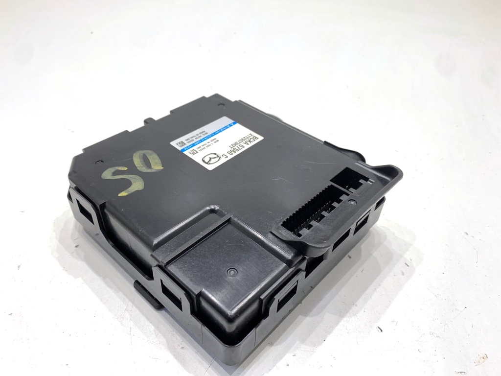 [STARK-893154] Módulo de control MAZDA 3 liftback (BP) 2018-2022 SKYACTIV-X M Hybrid BCKA67560C