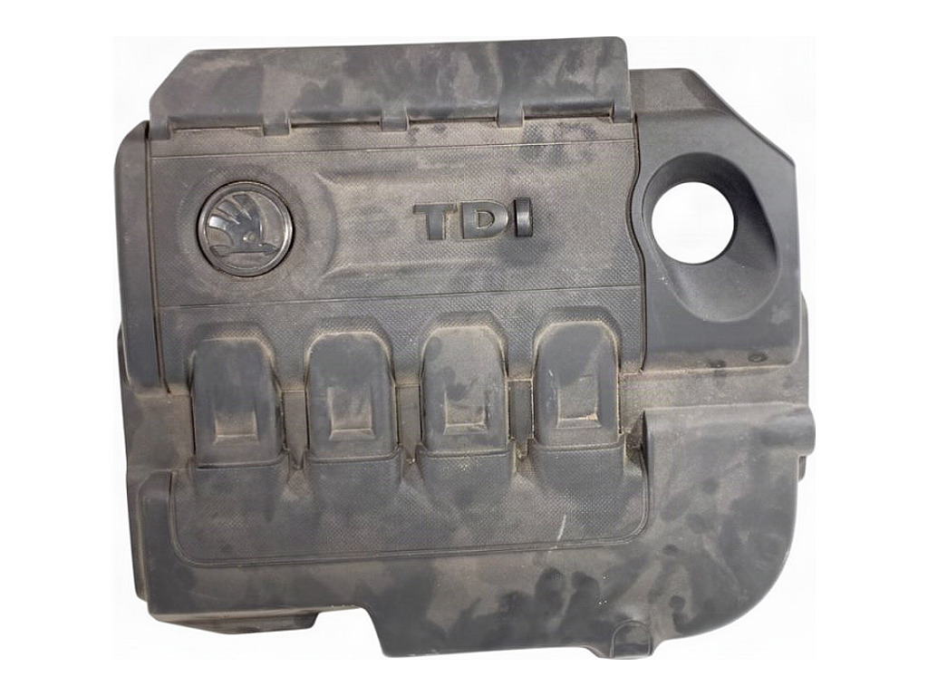 [STARK-950089] Tapa de motor Skoda Octavia III