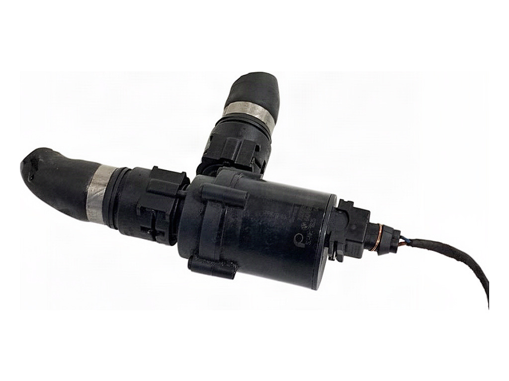 [STARK-948567] Bomba de agua auxiliar BMW Serie 5 (E60)