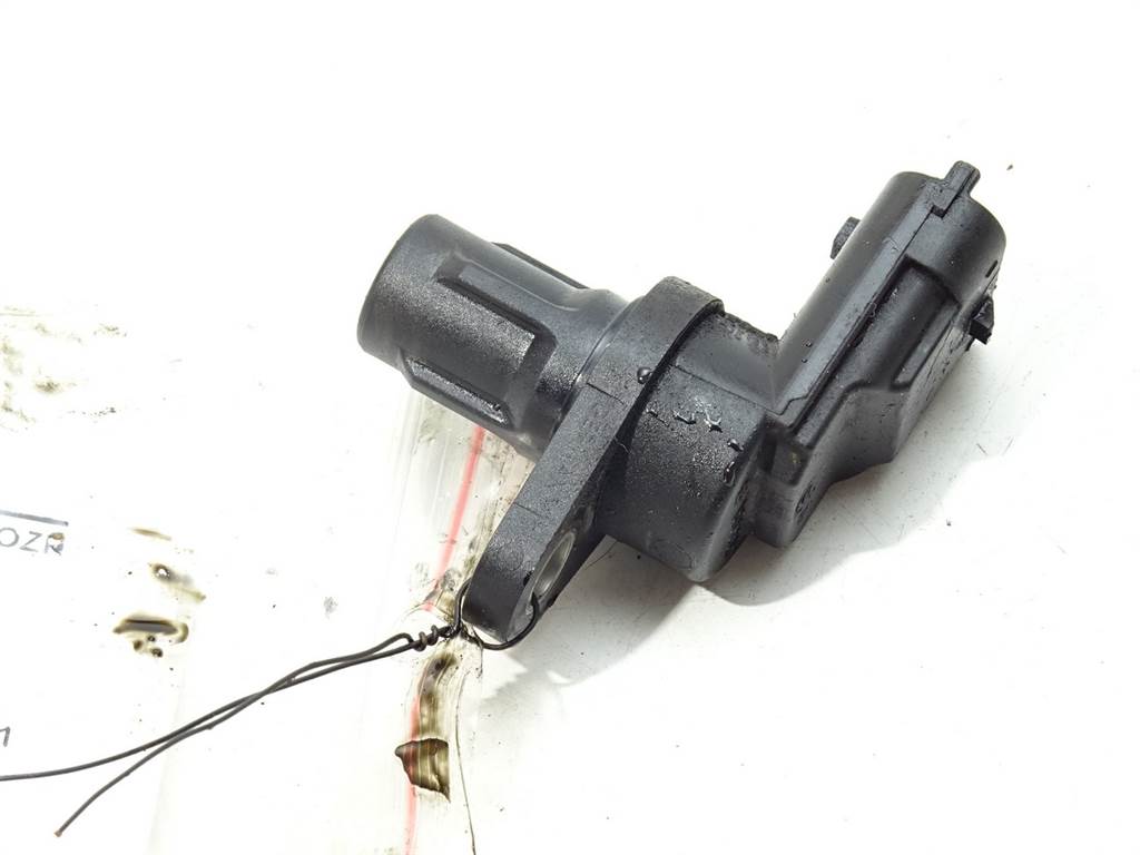 [STARK-350194] Sensor de posición de árbol de levas IVECO Daily IV