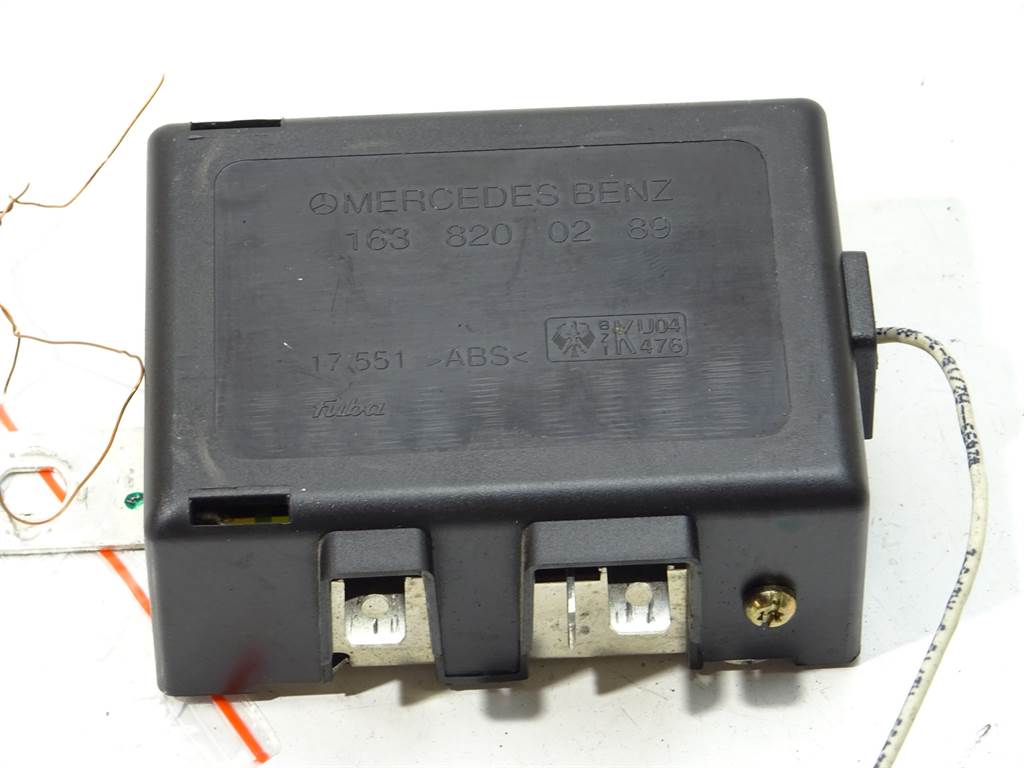 [STARK-362400] Antena Mercedes-Benz Clase M (W163)