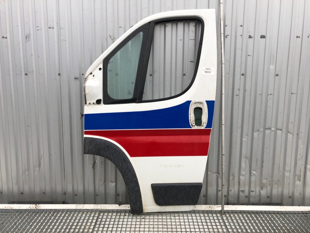[STARK-868076] Puerta delantera izquierda PEUGEOT BOXER Autobus 2005-2022